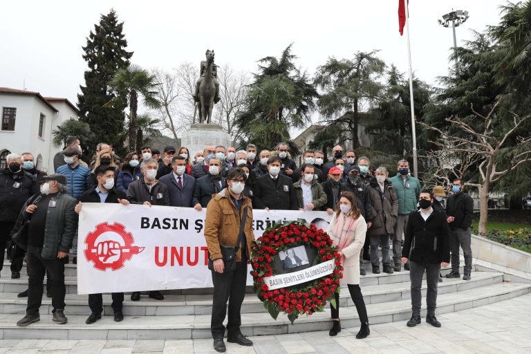 Uğur Mumcu ÇGD öncülüğünde Bursa’da anıldı