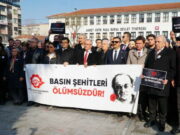 Uğur Mumcu 32. ölüm yıl dönümünde Bursa’da da unutulmadı