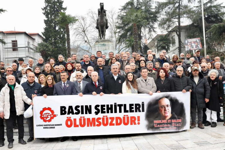 Uğur Mumcu için Bursa’da sevgi seli